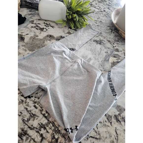 Under armour fitted leggings - Picture 3 of 3